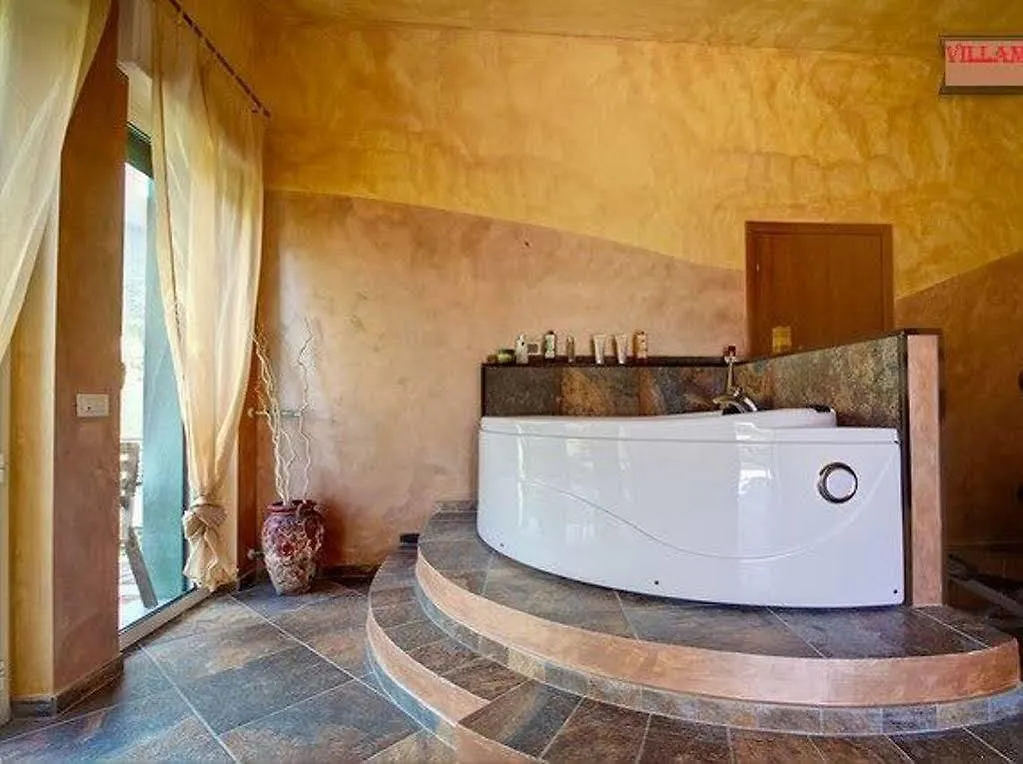 Villamir B&B Albenga Bed & Breakfast